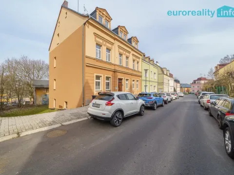 Prodej bytu 3+1, Karlovy Vary, Blahoslavova, 82 m2