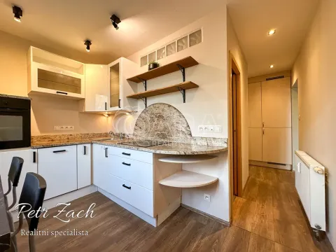 Pronájem bytu 3+1, Olomouc - Nová Ulice, tř. Svornosti, 74 m2