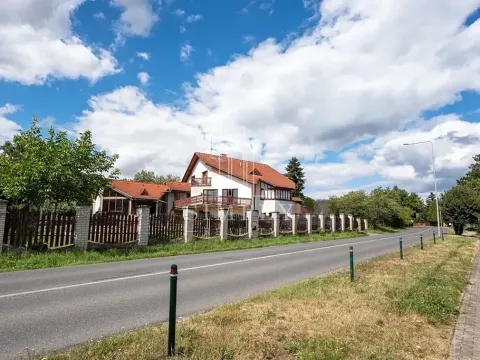Prodej rodinného domu, Černošice, Dobřichovická, 400 m2