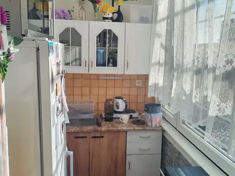 Pronájem bytu 1+kk, Pardubice, Valčíkova, 30 m2