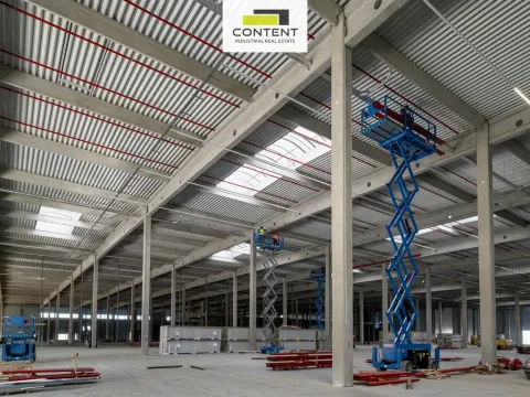 Pronájem výrobních prostor, Blatnice, 20748 m2