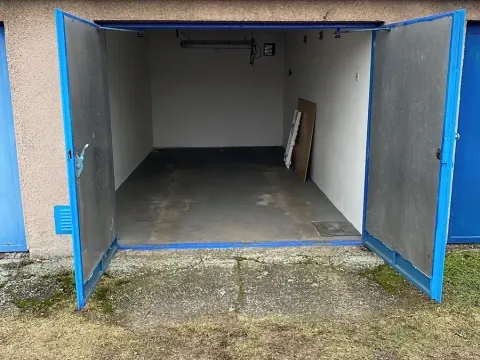 Pronájem garáže, Kostelec nad Orlicí, 17 m2