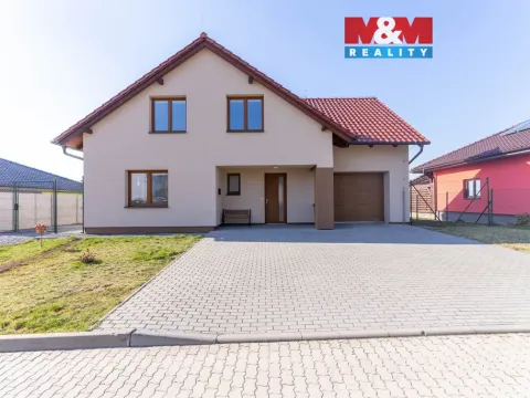 Prodej rodinného domu, Okrouhlá, 222 m2