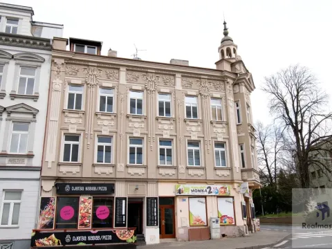 Pronájem bytu 1+kk, Ústí nad Labem - Ústí nad Labem-centrum, Velká Hradební, 30 m2