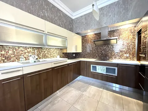 Pronájem bytu 3+kk, Praha - Bubeneč, Puškinovo náměstí, 98 m2