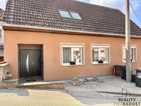 Prodej rodinného domu, Rousínov, 198 m2