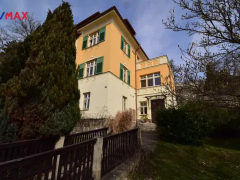 Pronájem bytu 3+1, Český Krumlov, třída Míru, 89 m2