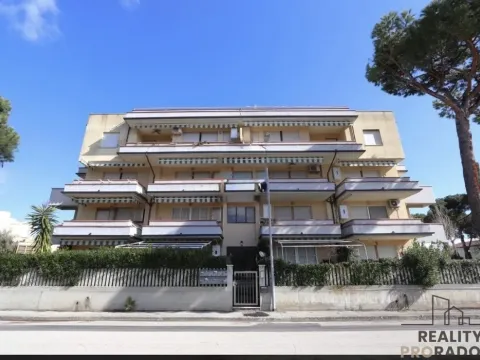 Prodej bytu 2+kk, Villa Rosa,Itálie, 63 m2