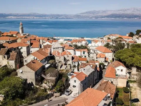 Prodej vily, Sutivan, Chorvatsko, 90 m2