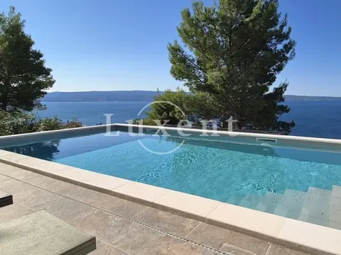 Prodej vily, Omiš, Chorvatsko, 240 m2