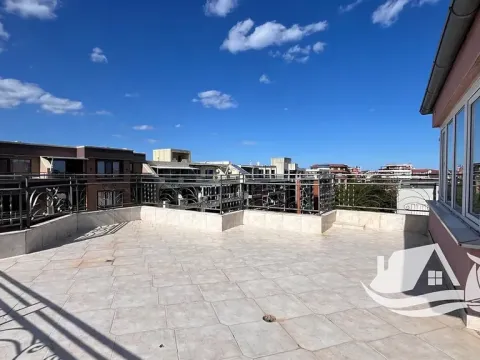 Prodej bytu 6+kk a větší, Pomorie, Bulharsko, 176 m2