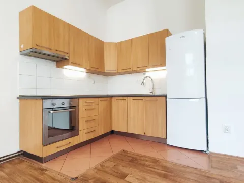 Pronájem bytu 2+kk, Šternberk, ČSA, 65 m2