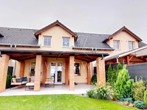 Prodej rodinného domu, Postřižín, 106 m2