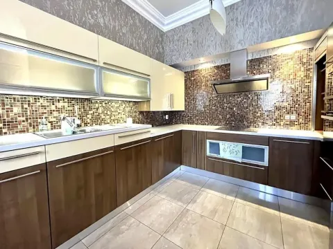 Pronájem bytu 3+kk, Praha - Bubeneč, Puškinovo náměstí, 98 m2