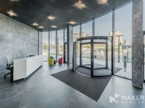 Pronájem kanceláře, Praha - Vokovice, Evropská, 447 m2