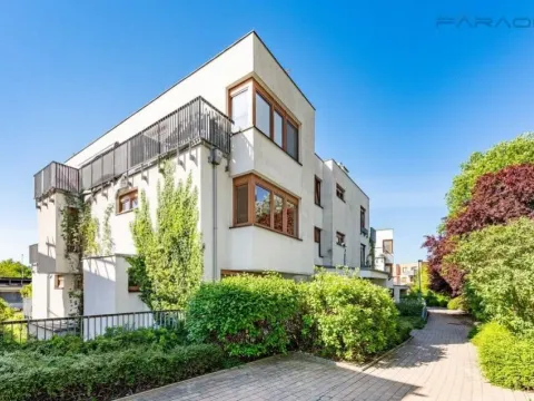Pronájem bytu 2+kk, Praha - Smíchov, Na Císařce, 81 m2