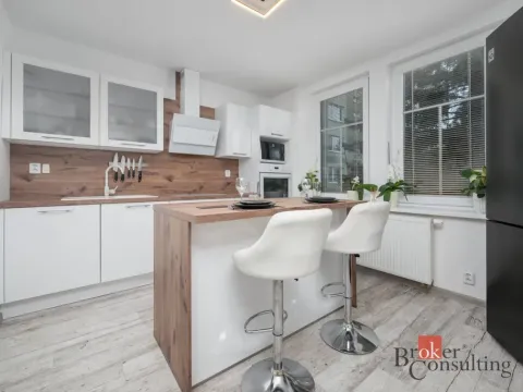 Prodej bytu 2+1, Hrádek nad Nisou, Sokolská, 78 m2