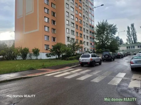 Pronájem bytu 2+kk, Praha - Černý Most, Kpt. Stránského, 44 m2