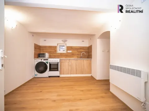 Prodej bytu 2+1, Brno - Židenice, Rokycanova, 50 m2