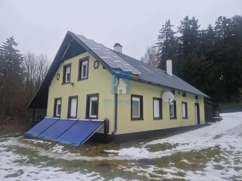 Prodej rodinného domu, Lesná, 245 m2