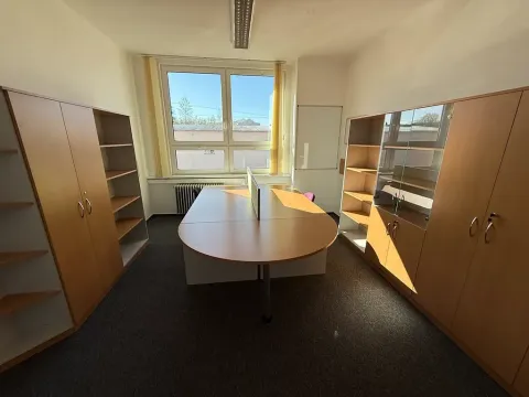 Pronájem kanceláře, Boršov nad Vltavou, Průmyslová, 19 m2