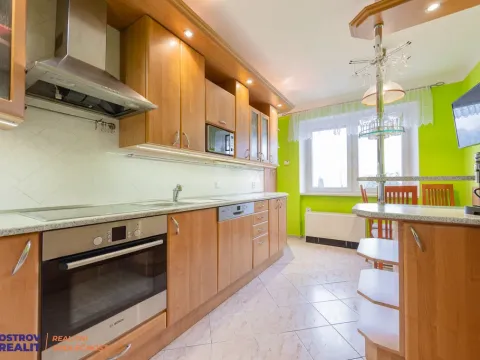 Prodej rodinného domu, Zvole, 250 m2