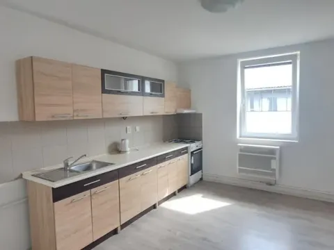 Pronájem bytu 2+1, Jihlava, Pávovská, 60 m2