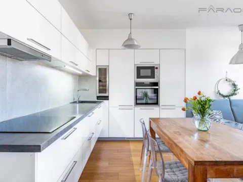 Prodej bytu 3+kk, Praha - Hloubětín, Nademlejnská, 86 m2