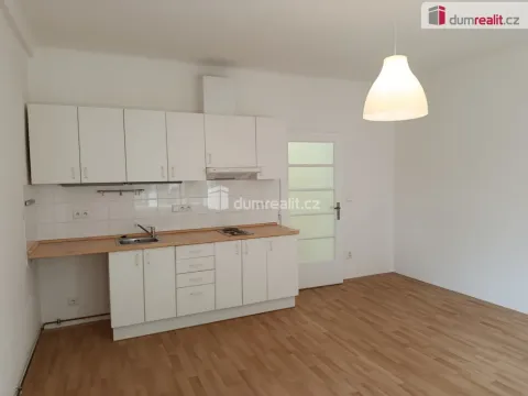 Pronájem bytu 1+kk, Praha - Strašnice, V předpolí, 32 m2