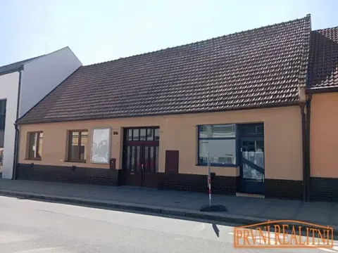 Pronájem obchodního prostoru, Uherský Brod, Moravská, 33 m2