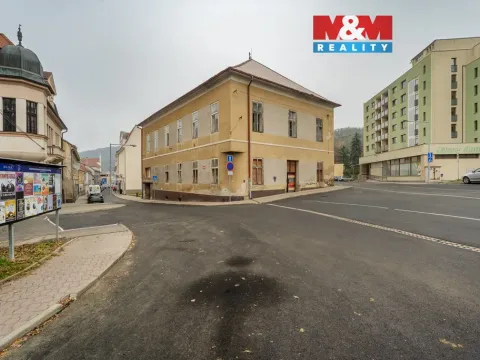 Prodej rodinného domu, Bílina, 1200 m2