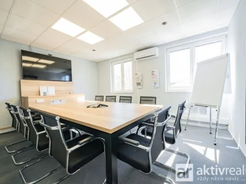 Pronájem kanceláře, Neratovice - Horňátky, 240 m2