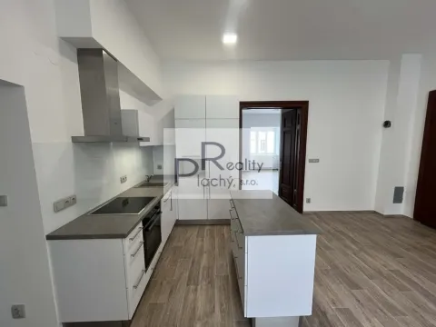 Pronájem bytu 3+kk, Znojmo, Divišovo náměstí, 81 m2