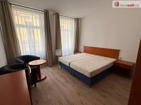 Pronájem bytu 1+kk, Mariánské Lázně, Nehrova, 35 m2
