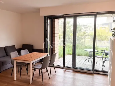 Pronájem bytu 2+kk, Praha - Libeň, Menclova, 53 m2