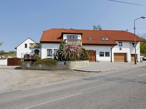 Prodej ubytování, Mikulov, Gagarinova, 712 m2