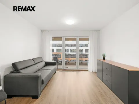 Pronájem bytu 1+kk, Praha - Hloubětín, Poděbradská, 33 m2