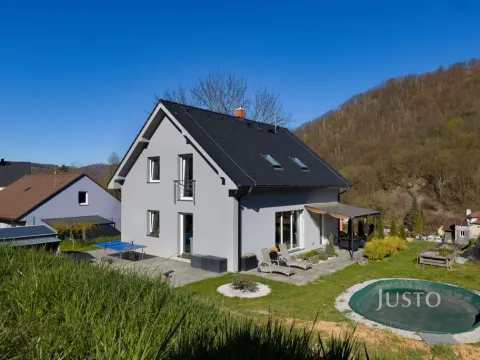 Prodej rodinného domu, Velké Březno, Pod Vartou, 148 m2