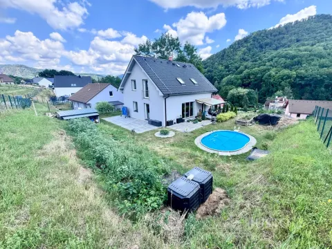 Prodej rodinného domu, Velké Březno, Pod Vartou, 148 m2