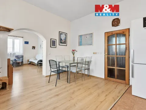 Prodej rodinného domu, Mimoň - Mimoň II, náměstí Čsl. armády, 150 m2