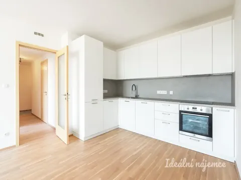 Pronájem bytu 2+kk, Praha - Smíchov, Nádražní, 64 m2