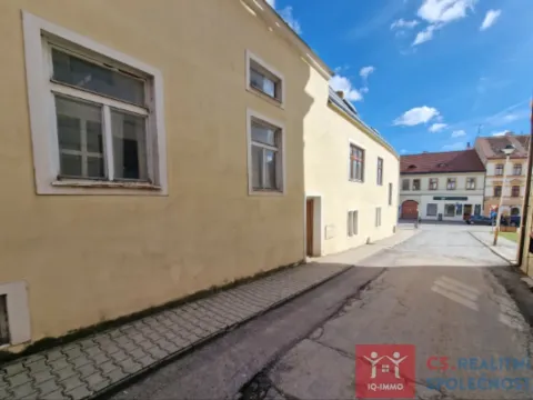 Pronájem obchodního prostoru, Znojmo, Divišovo náměstí, 120 m2
