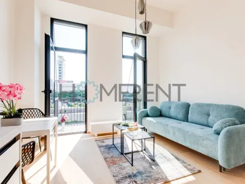 Pronájem bytu 1+kk, Praha - Holešovice, V háji, 28 m2