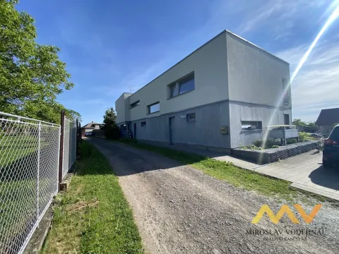 Pronájem bytu 1+kk, Vysoká nad Labem, 35 m2
