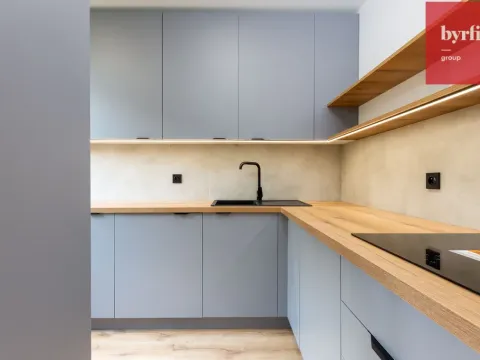 Prodej bytu 2+1, Ostrava, Bohumíra Četyny, 42 m2