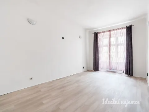 Pronájem bytu 2+kk, Praha - Libeň, Pod Kotlaskou, 48 m2