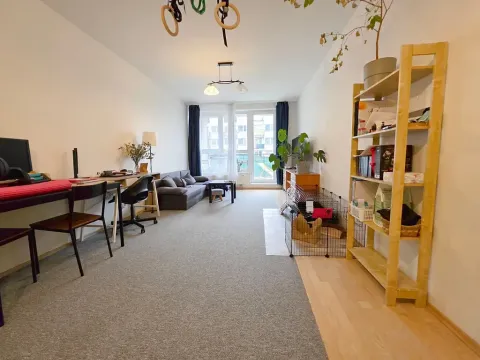 Pronájem bytu 2+kk, Praha - Vysočany, Pod Harfou, 50 m2