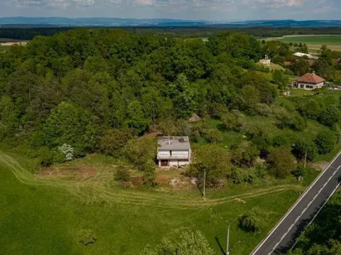 Prodej pozemku pro bydlení, Veliny, 1652 m2