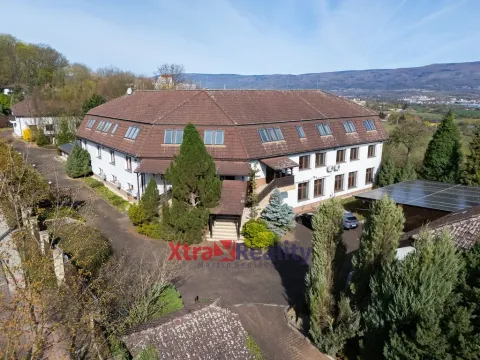 Prodej komerční nemovitosti, Modlany - Drahkov, 2300 m2