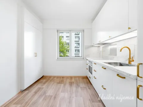 Pronájem bytu 2+1, Praha - Vršovice, Lvovská, 59 m2